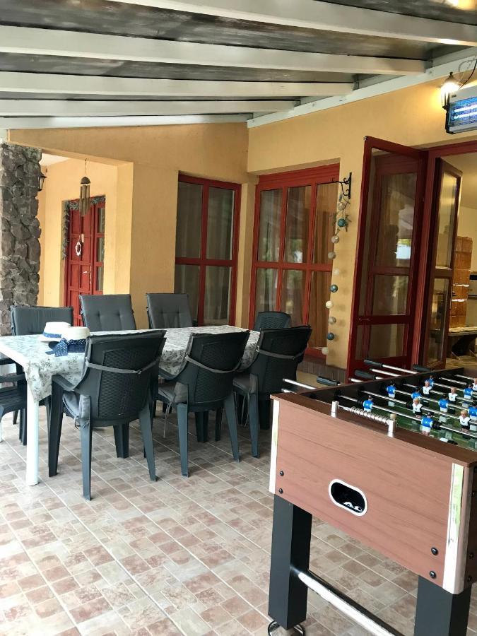 Viharsarki Apartman Gyula Exterior photo
